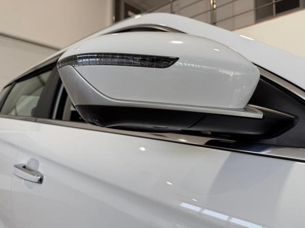 Geely Atlas Pro с пробегом 2022 года, цена 2 000 000 рублей, 68090 км, внедорожник, Автокод Объявления