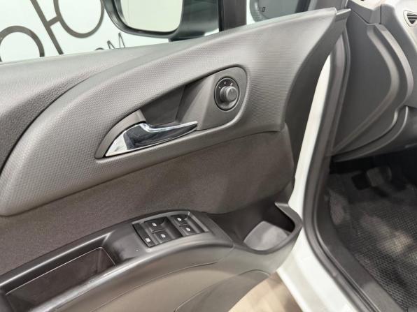Opel Meriva B Рестайлинг с пробегом 2014 года, цена 840 000 рублей, 152770 км, минивэн, Автокод Объявления