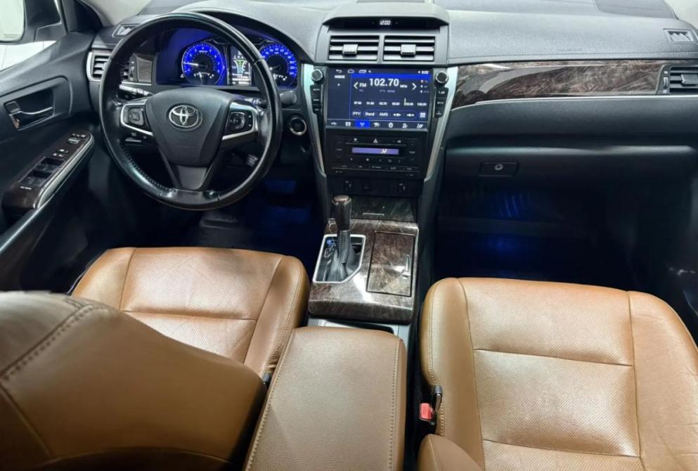 Toyota Camry VII (XV50) Рестайлинг Астрахань  - изображение 16