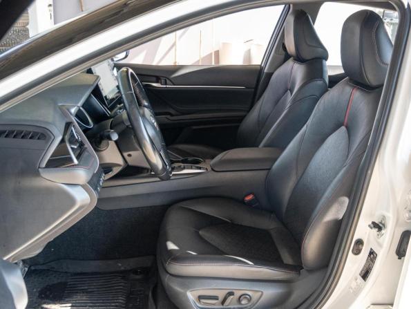 Toyota Camry VIII (XV70) Рестайлинг с пробегом 2021 года, цена 3 200 000 рублей, 91599 км, седан, Автокод Объявления