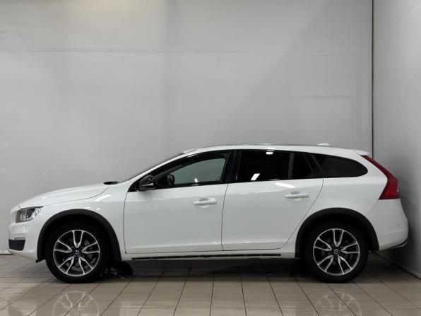 Volvo V60 Cross Country I с пробегом 2018 года, цена 2 299 000 рублей, 80563 км, универсал, Автокод Объявления