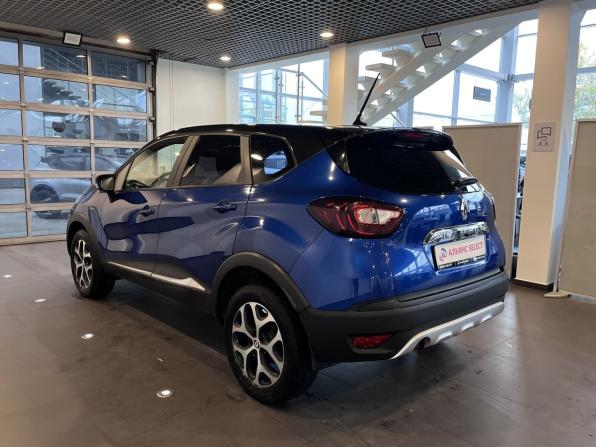 Renault Kaptur I Рестайлинг с пробегом 2020 года, цена 1 449 000 рублей, 111094 км, внедорожник, Автокод Объявления