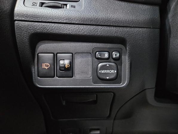 Toyota Corolla X (E140 E150) Рестайлинг с пробегом 2010 года, цена 999 000 рублей, 221331 км, седан, Автокод Объявления