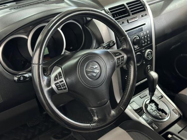 Suzuki Grand Vitara II Рестайлинг с пробегом 2011 года, цена 1 310 000 рублей, 100414 км, внедорожник, Автокод Объявления