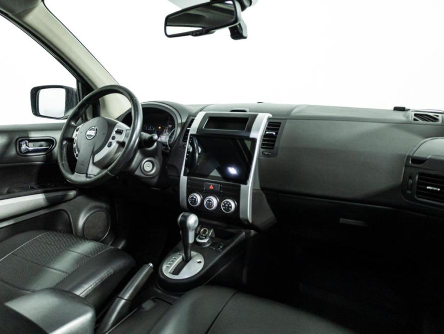 Nissan X-Trail II Рестайлинг Санкт-Петербург  - изображение 9