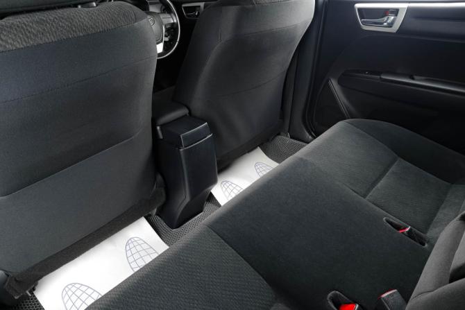 Toyota Corolla XI (E160 E170) Рестайлинг 2 с пробегом 2015 года, цена 1 289 000 рублей, 77000 км, седан, Автокод Объявления