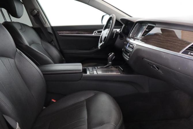 Hyundai Genesis II с пробегом 2015 года, цена 1 649 000 рублей, 197000 км, седан, Автокод Объявления