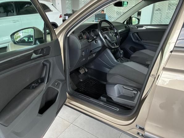 Volkswagen Tiguan II с пробегом 2017 года, цена 2 695 000 рублей, 99000 км, внедорожник, Автокод Объявления