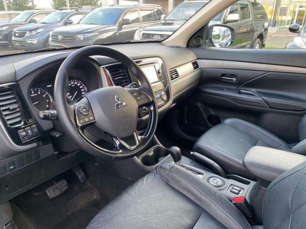 Mitsubishi Outlander III Рестайлинг 2 с пробегом 2015 года, цена 1 850 000 рублей, 96727 км, внедорожник, Автокод Объявления