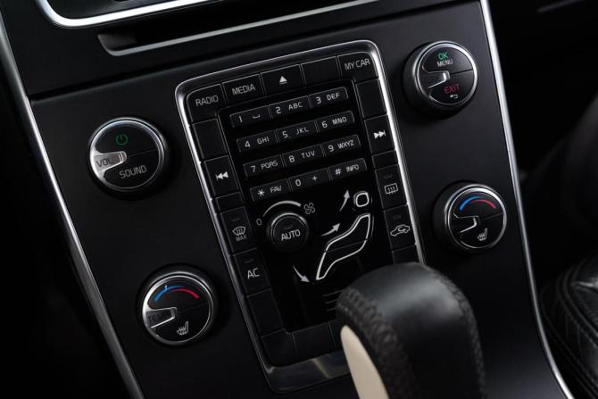 Volvo S60 II с пробегом 2012 года, цена 779 000 рублей, 240090 км, седан, Автокод Объявления