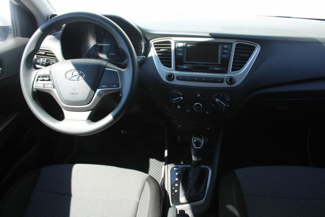 Hyundai Solaris II Рестайлинг с пробегом 2021 года, цена 1 550 000 рублей, 59000 км, седан, Автокод Объявления