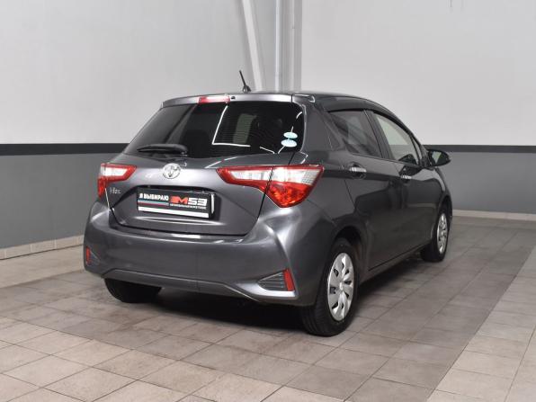 Toyota Vitz III (XP130) Рестайлинг 2 с пробегом 2017 года, цена 894 995 рублей, 150494 км, хэтчбек, Автокод Объявления