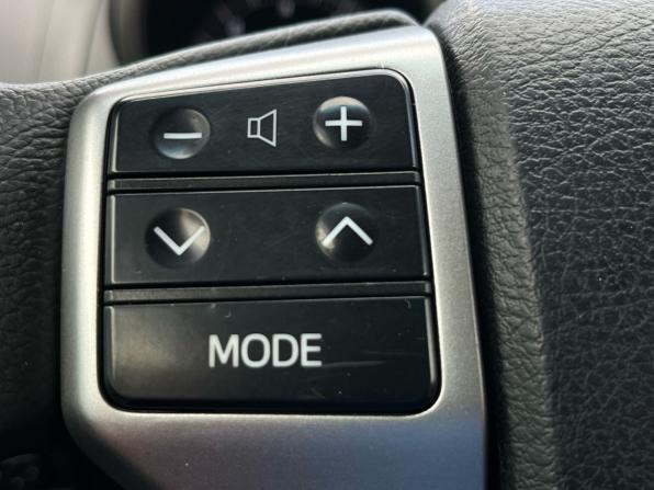 Toyota Land Cruiser Prado 150 Series Рестайлинг 1 с пробегом 2015 года, цена 3 250 000 рублей, 155000 км, внедорожник, Автокод Объявления