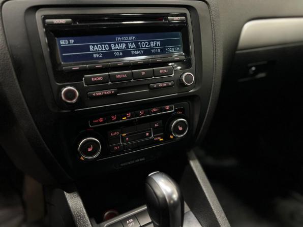 Volkswagen Jetta VI с пробегом 2012 года, цена 995 000 рублей, 206458 км, седан, Автокод Объявления