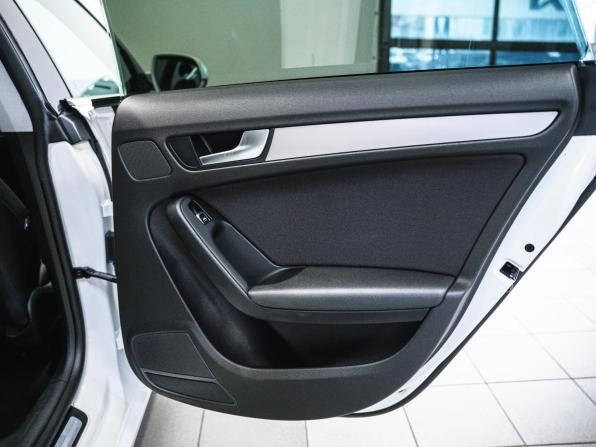 Audi A5 I (8T) Рестайлинг с пробегом 2013 года, цена 1 330 000 рублей, 151093 км, лифтбек, Автокод Объявления
