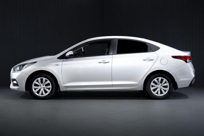 Hyundai Solaris II с пробегом 2017 года, цена 1 160 000 рублей, 161697 км, седан, Автокод Объявления