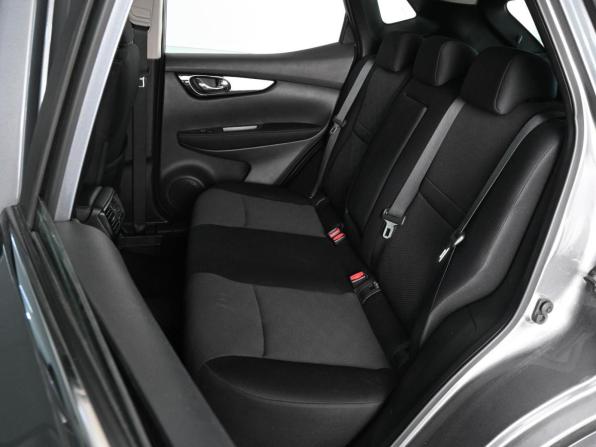 Nissan Qashqai II с пробегом 2018 года, цена 2 019 000 рублей, 61240 км, внедорожник, Автокод Объявления