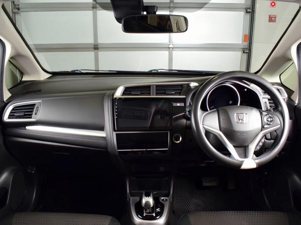 Honda Fit III Рестайлинг с пробегом 2019 года, цена 1 219 999 рублей, 132534 км, хэтчбек, Автокод Объявления