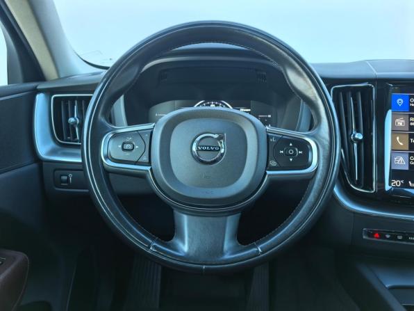 Volvo XC60 II с пробегом 2019 года, цена 2 970 000 рублей, 175000 км, внедорожник, Автокод Объявления