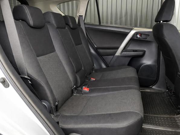 Toyota RAV4 IV (XA40) с пробегом 2013 года, цена 1 717 000 рублей, 213247 км, внедорожник, Автокод Объявления