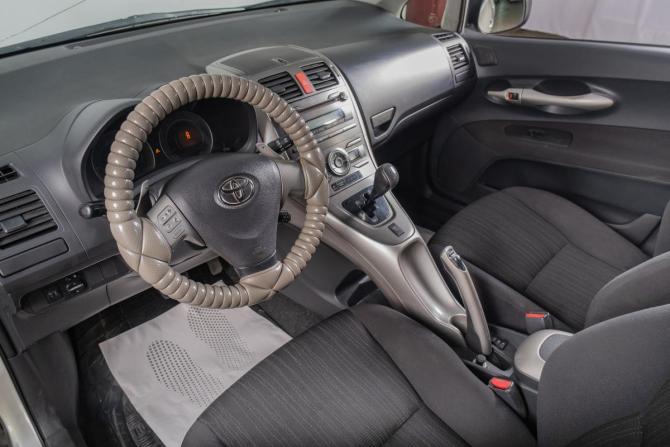 Toyota Auris I с пробегом 2007 года, цена 559 000 рублей, 237000 км, хэтчбек, Автокод Объявления