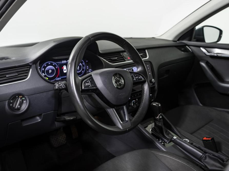 Skoda Octavia III (A7) Рестайлинг Москва  - изображение 9
