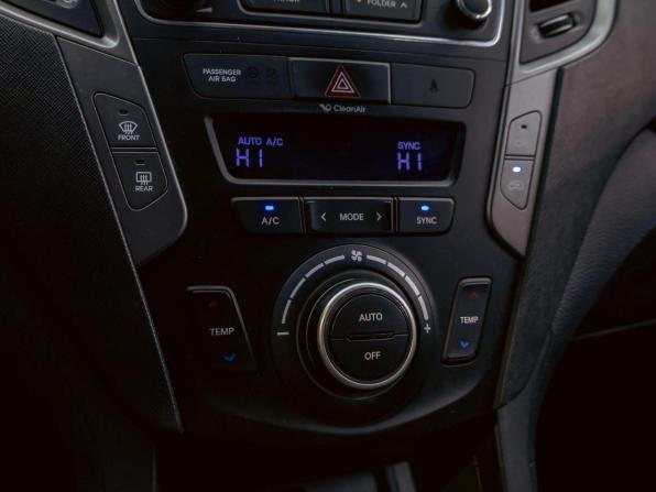 Hyundai Santa Fe III Рестайлинг с пробегом 2015 года, цена 1 745 000 рублей, 156322 км, внедорожник, Автокод Объявления