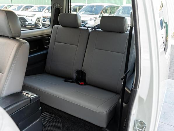 Suzuki Jimny III Рестайлинг 1 с пробегом 2011 года, цена 1 020 000 рублей, 157765 км, внедорожник, Автокод Объявления