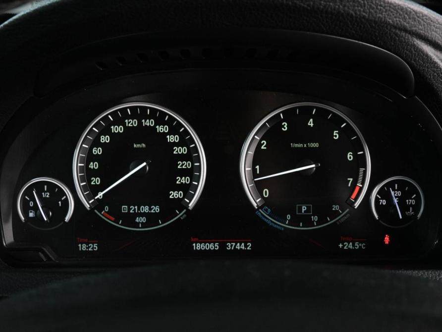 BMW 5 серии VI (F10/F11/F07) Ростов-на-Дону  - изображение 24