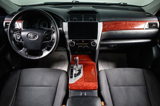 Toyota Camry VII (XV50) с пробегом 2013 года, цена 1 619 000 рублей, 263000 км, седан, Автокод Объявления