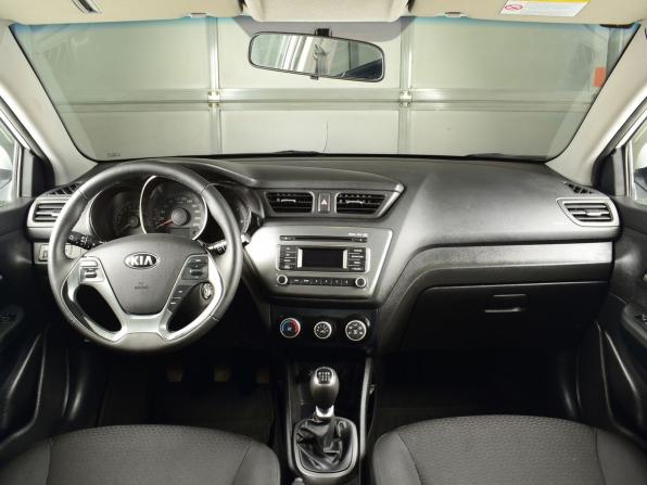 Kia Rio III Рестайлинг с пробегом 2016 года, цена 849 999 рублей, 154900 км, хэтчбек, Автокод Объявления