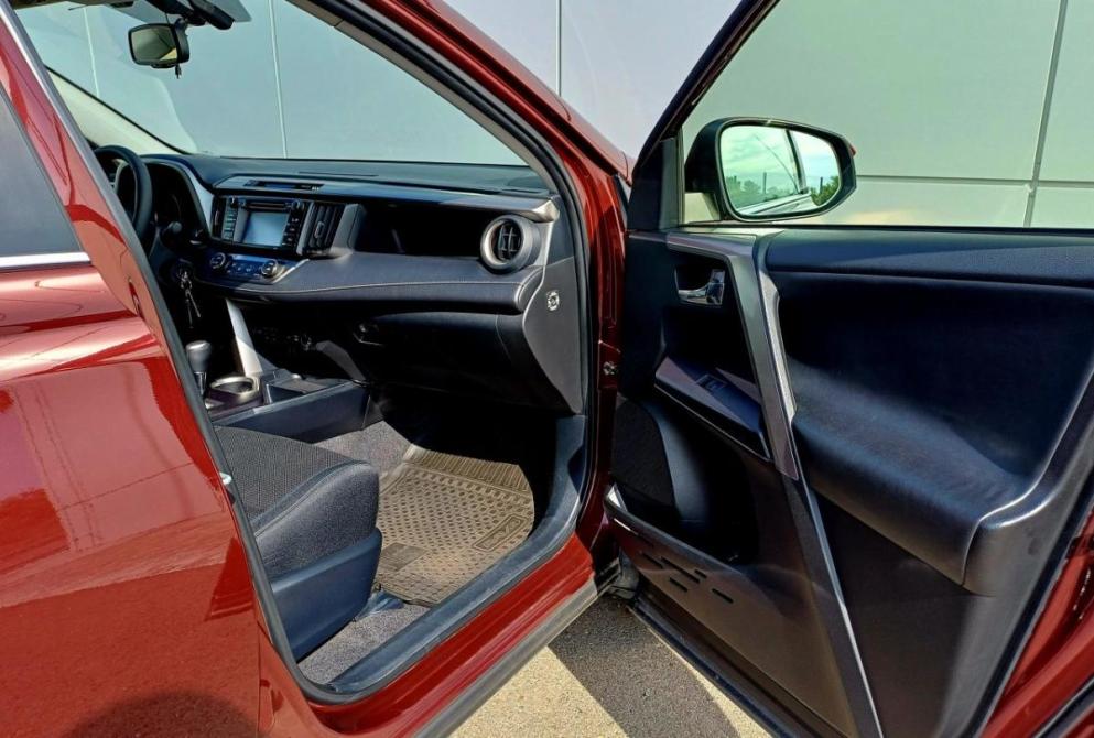 Toyota RAV4 IV (XA40) Рестайлинг Абакан  - изображение 14