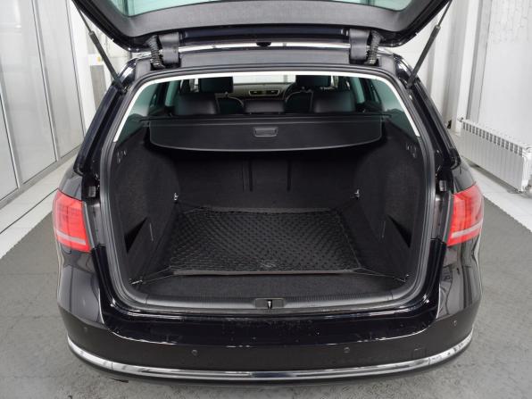 Volkswagen Passat B7 с пробегом 2013 года, цена 1 299 995 рублей, 61123 км, универсал, Автокод Объявления