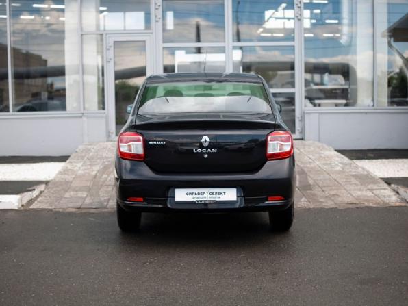 Renault Logan II Рестайлинг с пробегом 2018 года, цена 950 000 рублей, 98308 км, седан, Автокод Объявления