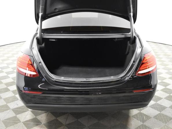 Mercedes-Benz E-Класс V (W213 S213 C238) с пробегом 2019 года, цена 2 199 900 рублей, 287590 км, седан, Автокод Объявления