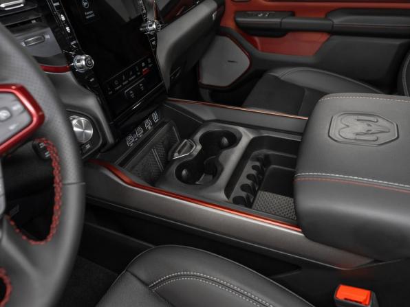 Ram 1500 V Рестайлинг с пробегом 2025 года, цена 9 000 000 рублей, 99 км, пикап, Автокод Объявления