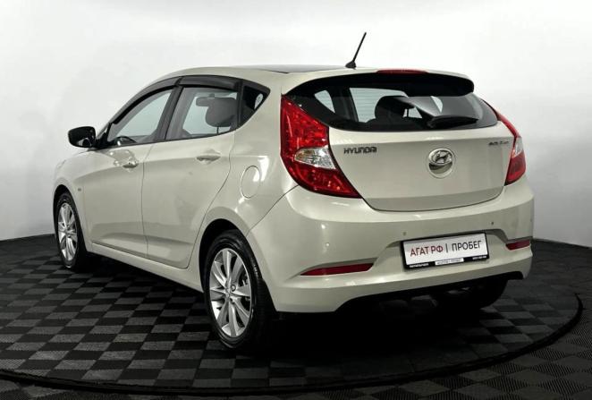 Hyundai Solaris I с пробегом 2014 года, цена 1 310 000 рублей, 17852 км, хэтчбек, Автокод Объявления