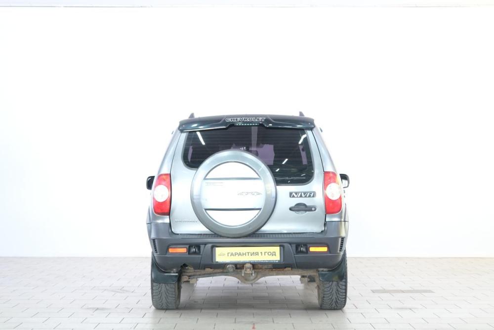 Chevrolet Niva I Рестайлинг Омск  - изображение 6