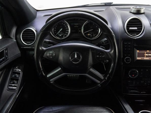 Mercedes-Benz M-Класс II (W164) Рестайлинг с пробегом 2011 года, цена 1 999 000 рублей, 184956 км, внедорожник, Автокод Объявления