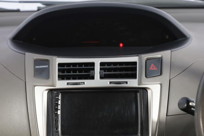 Toyota Vitz II (XP90) с пробегом 2010 года, цена 749 000 рублей, 157000 км, хэтчбек, Автокод Объявления