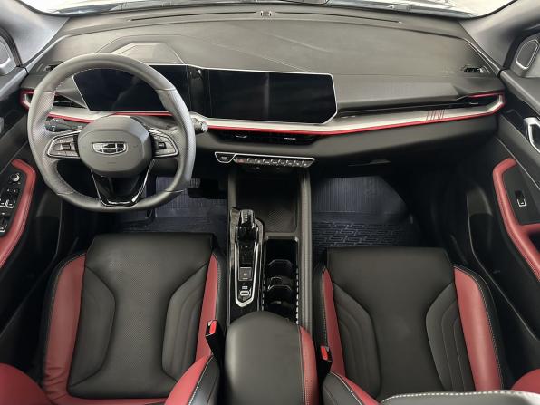 Geely Coolray I Рестайлинг с пробегом 2024 года, цена 2 190 000 рублей, 10752 км, внедорожник, Автокод Объявления