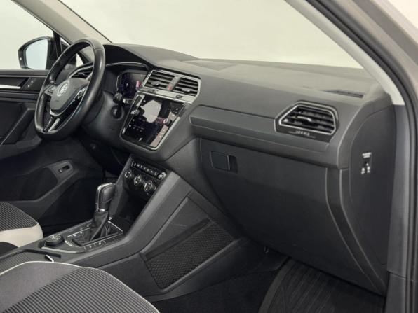 Volkswagen Tiguan II с пробегом 2019 года, цена 2 489 000 рублей, 122637 км, внедорожник, Автокод Объявления