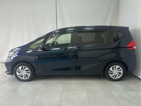Honda Freed II Рестайлинг с пробегом 2020 года, цена 1 555 000 рублей, 59515 км, компактвэн, Автокод Объявления