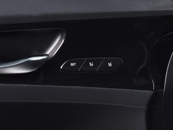 Kia Cerato IV с пробегом 2022 года, цена 2 554 995 рублей, 63200 км, седан, Автокод Объявления