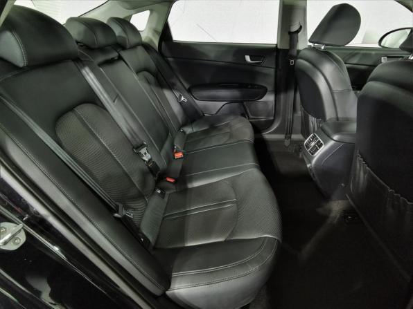 Kia Optima IV Рестайлинг с пробегом 2018 года, цена 1 595 950 рублей, 119271 км, седан, Автокод Объявления