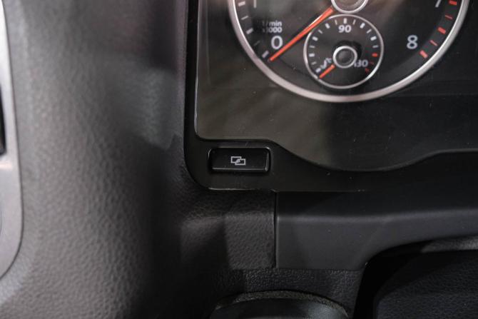 Volkswagen Tiguan I Рестайлинг с пробегом 2011 года, цена 899 000 рублей, 191157 км, внедорожник, Автокод Объявления