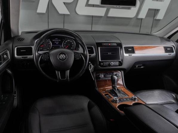Volkswagen Touareg II с пробегом 2010 года, цена 1 549 000 рублей, 251040 км, внедорожник, Автокод Объявления