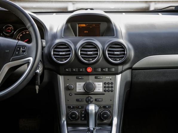Opel Antara I Рестайлинг с пробегом 2014 года, цена 1 398 000 рублей, 91203 км, внедорожник, Автокод Объявления