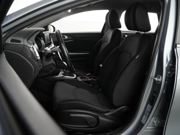 Kia Ceed III с пробегом 2021 года, цена 2 099 055 рублей, 66166 км, универсал, Автокод Объявления
