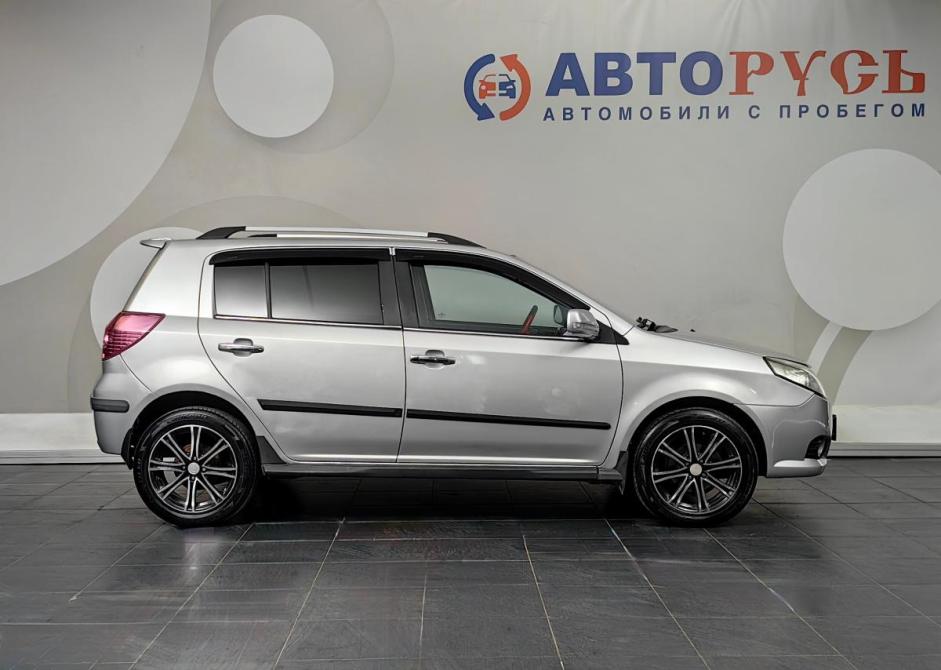 Geely MK Cross I Москва  - изображение 5